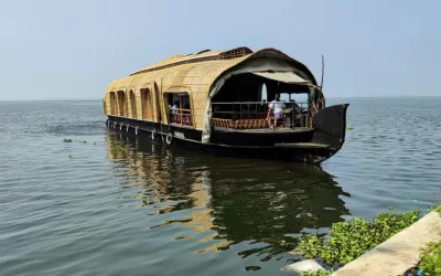 Kumarakom Backwaters and Houseboat Cruising through Vembanadu Lake